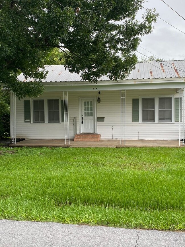 914 St Patrick St in Lafayette, LA - Building Photo - Building Photo
