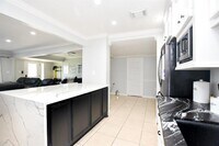 3807 Brock St photo'