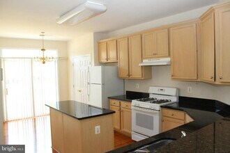 20965 Kittanning Ln in Ashburn, VA - Building Photo - Building Photo