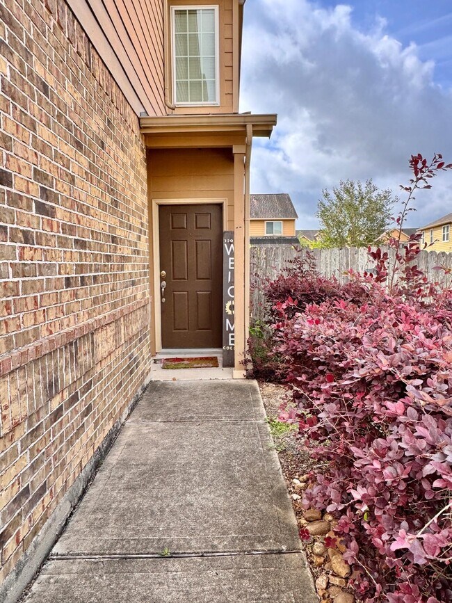 3947 Calgary Cir in Missouri City, TX - Building Photo - Building Photo