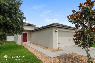 8308 Silverbell Loop in Brooksville, FL - Building Photo - Building Photo