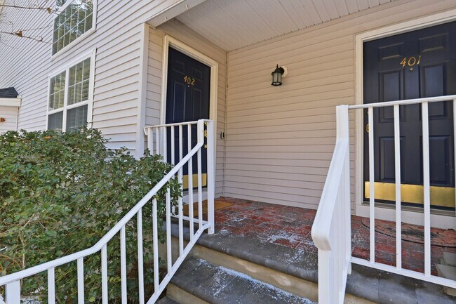 402 Dalton Ct in Denville, NJ - Foto de edificio - Building Photo