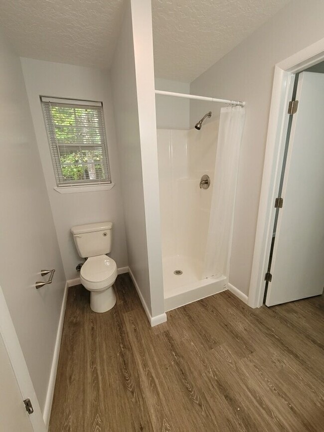 property at 966 Grayton Rd