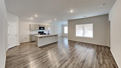 1825 Spanish Cedar Ln in Edmond, OK - Building Photo - Building Photo