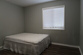 4495 Brookmeadow Dr SE in Kentwood, MI - Building Photo - Building Photo