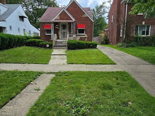 property at 17184 Fielding St