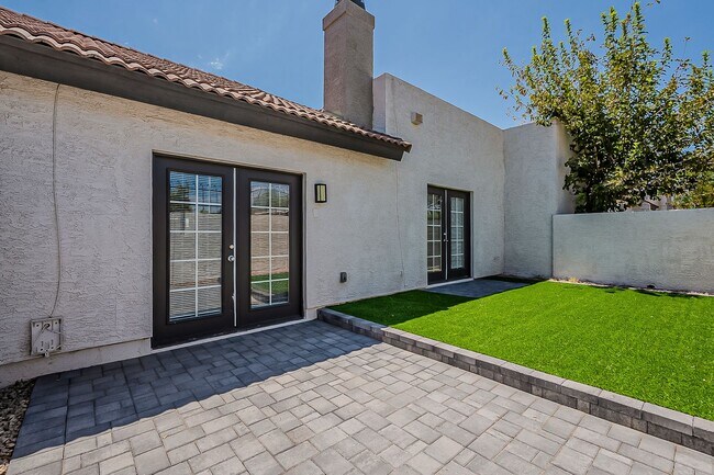 property at 2410 W Earll Dr