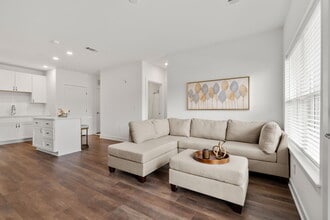 Nonesuch River Apartments in Scarborough, ME - Foto de edificio - Building Photo