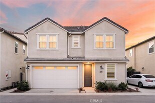 641 Jasper St in Mission Viejo, CA - Building Photo