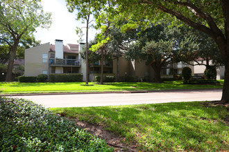 Doma Chase in Houston, TX - Building Photo - Building Photo