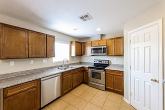 1517 W Hadley St in Phoenix, AZ - Building Photo - Building Photo