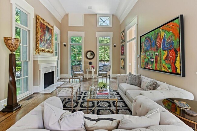 property at 3281 Habersham Rd NW