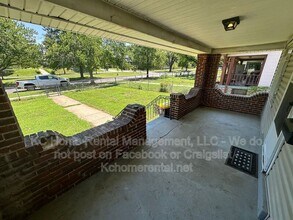 6838 The Paseo in Kansas City, MO - Building Photo - Building Photo