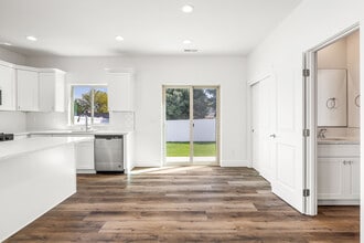 1141 S Underwood St in Kennewick, WA - Building Photo - Building Photo