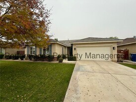 8007 Amber Creek Rd in Bakersfield, CA - Building Photo
