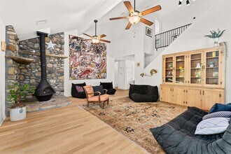 121 Spur 191 in Spicewood, TX - Building Photo - Building Photo