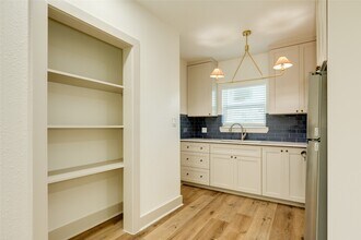 2512 Avenue K in Galveston, TX - Building Photo - Building Photo