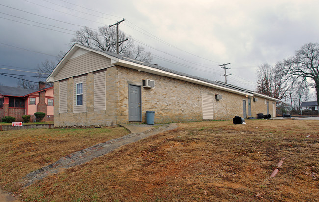 1614 Bennett Ave in Chattanooga, TN - Foto de edificio - Building Photo