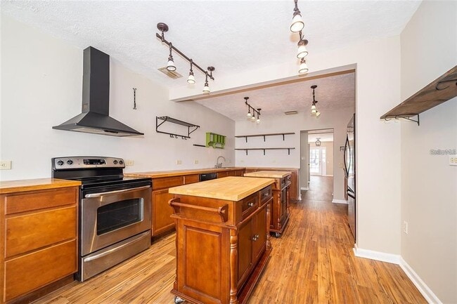 1420 Francis Ave in Orlando, FL - Building Photo - Building Photo