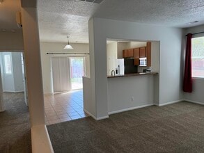 405 Loma Linda Loop NE in Rio Rancho, NM - Building Photo - Building Photo