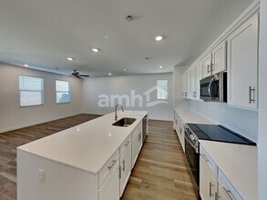 9549 Harkes Dr in Tucson, AZ - Foto de edificio - Building Photo