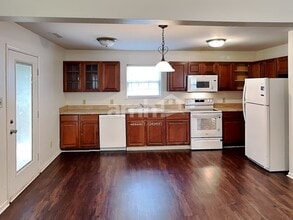 1113 Swearngan Ridge Ct in Charlotte, NC - Building Photo - Building Photo