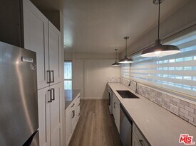 11021 Missouri Ave in Los Angeles, CA - Building Photo