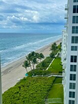 3009 S Ocean Blvd in Highland Beach, FL - Building Photo