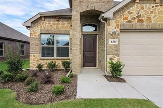 630 Redwood Dr in Greenville, TX - Building Photo - Building Photo