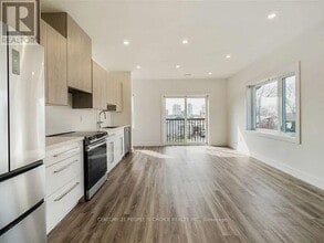 54 Westhampton Dr in Toronto, ON - Building Photo - Building Photo