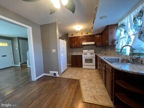 1006 Tunbridge Rd in Baltimore, MD - Building Photo - Building Photo