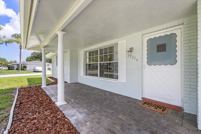 7751 Cherrytree Ln in New Port Richey, FL - Building Photo - Building Photo