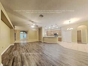 1922 Raven Manor Dr in Dover, FL - Building Photo - Building Photo
