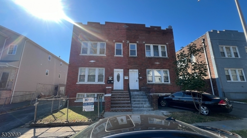 291 Tremont Ave in East Orange, NJ - Building Photo