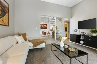 255 North in Tucson, AZ - Building Photo