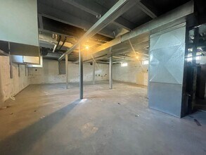 321 E College St in Carbondale, IL - Building Photo - Building Photo