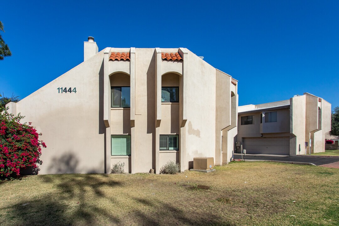 11444 N 28th Dr in Phoenix, AZ - Building Photo