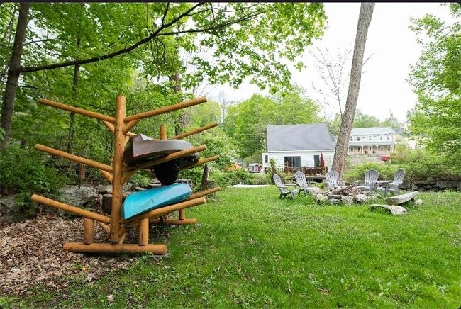 15 High St in Meredith, NH - Building Photo - Building Photo