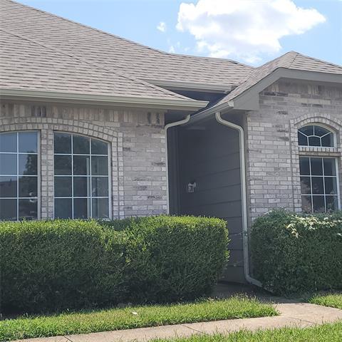 312 Glen Meadow Dr in Glenn Heights, TX - Building Photo - Building Photo