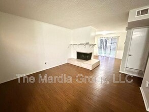 2022 Mars Dr in Garland, TX - Building Photo - Building Photo