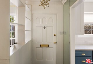 1004 Cory Ave in West Hollywood, CA - Building Photo - Building Photo