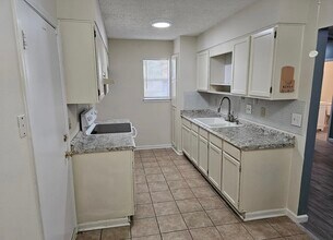 4150 Winesap Dr in San Antonio, TX - Foto de edificio - Building Photo