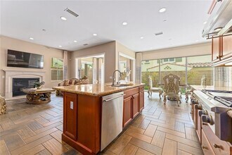 52 Stanza in Irvine, CA - Building Photo - Building Photo