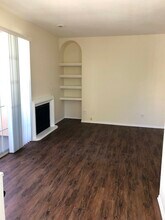 1402 Wellesley Ave in Los Angeles, CA - Building Photo - Building Photo