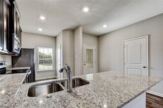 109 Mount Vernon Way in Liberty Hill, TX - Building Photo - Building Photo