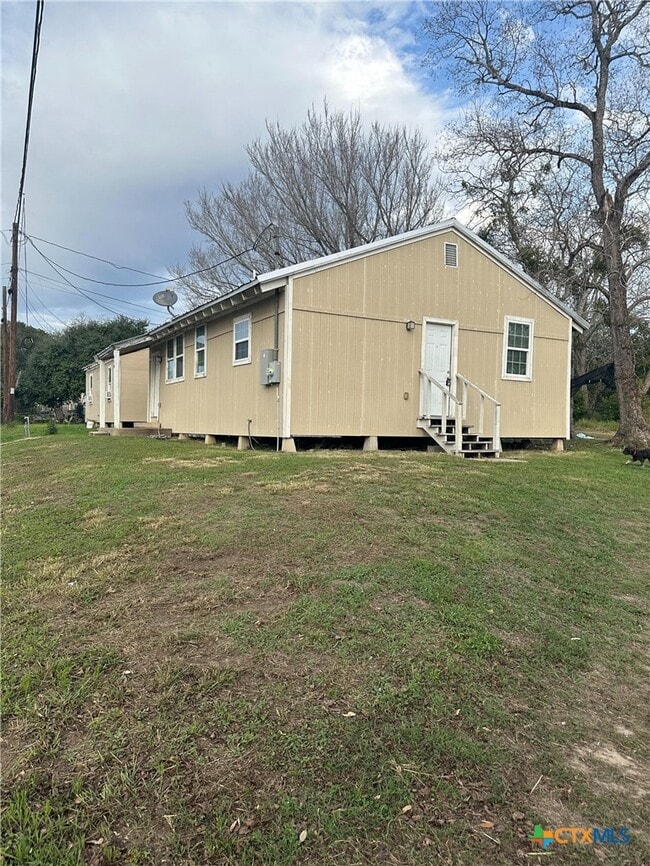 810 S Cameron St in Victoria, TX - Building Photo - Building Photo