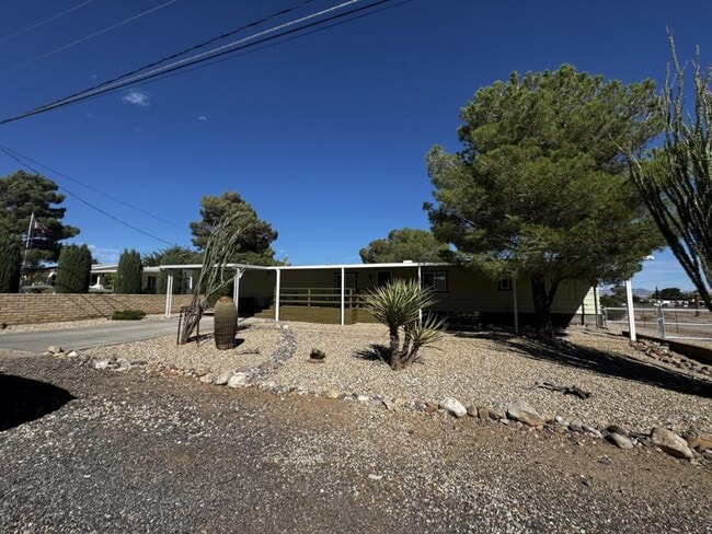 property at 4954 Scotty Dr