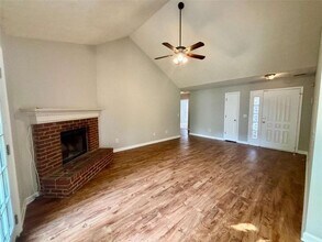 959 Merrimac Way in Lawrenceville, GA - Building Photo - Building Photo