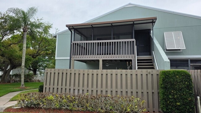 1212 Breezy Way, Unit 7H in Sebastian, FL - Building Photo - Building Photo