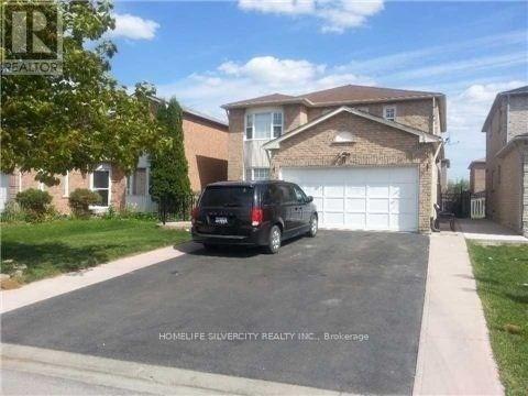 9 Hawkway Ct in Brampton, ON - Building Photo - Building Photo